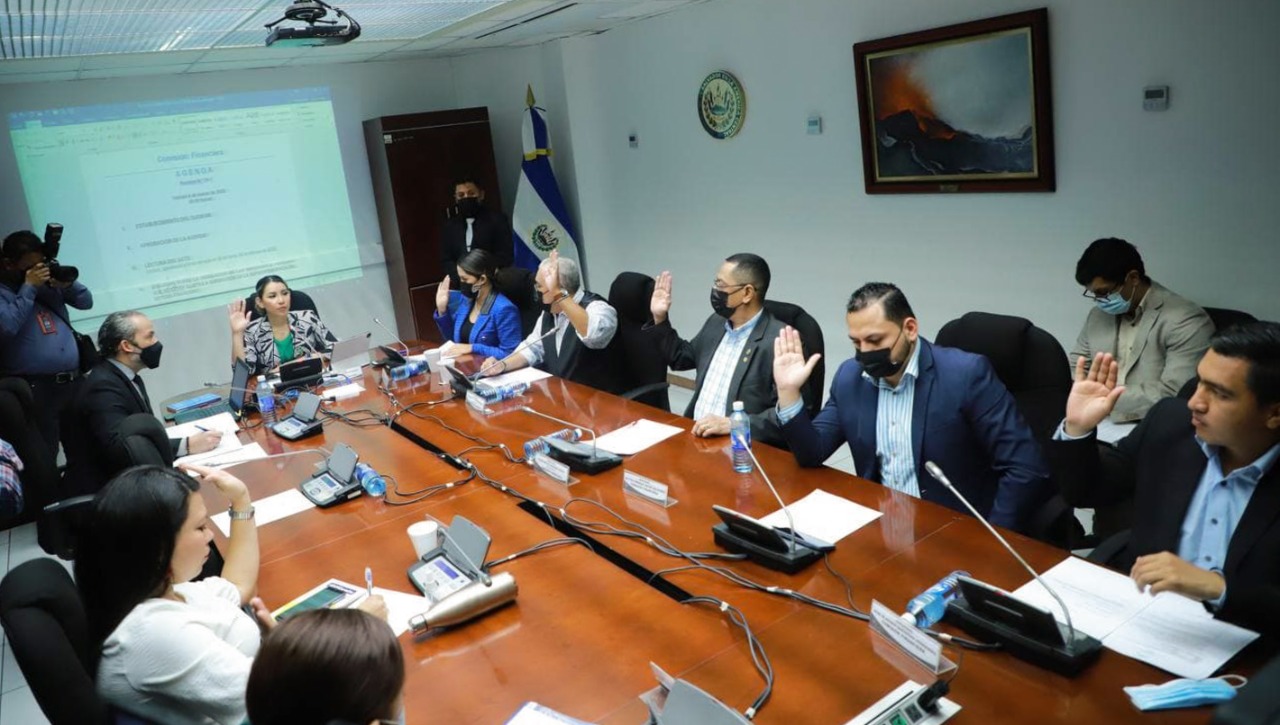 Bancada Cyan frenará abusos en los préstamos que realiza el sistema de cooperativas bancada-cyan-frenara-abusos-en-los-prestamos-que-realiza-el-sistema-de-cooperativas